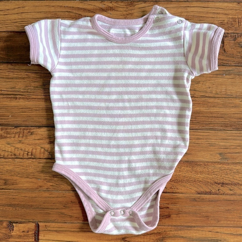 L’ovedbaby Organic short sleeve bodysuit, 9-12m, pink and white